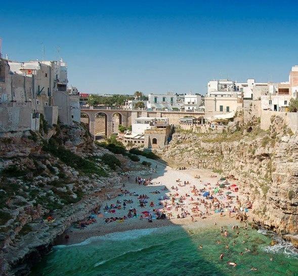 Dimora Trinity - Central Rooms Polignano a Mare Exterior photo